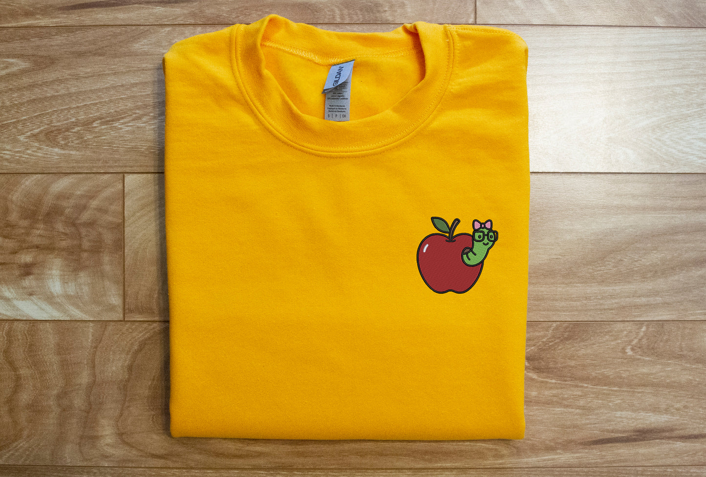 Apple Nerd Worm with Bow